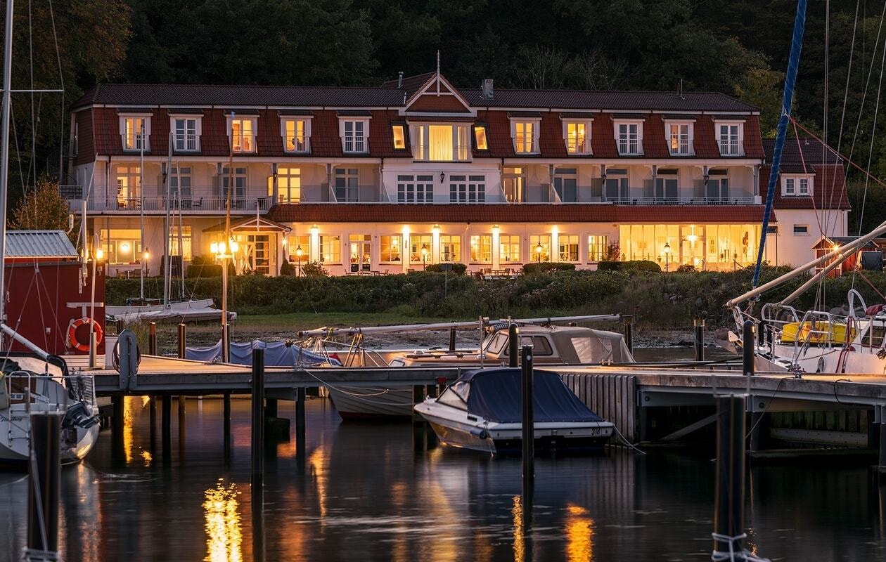Smukt hotel med fjordudsigt!
