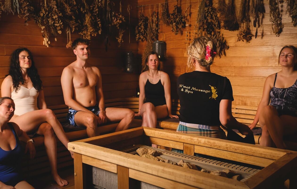 Spa & Saunagus hos Ni'mat Spa