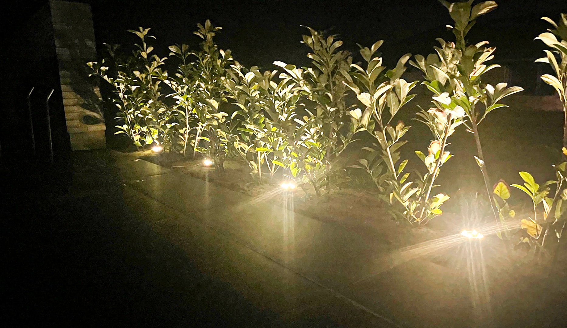 LED-solcellelamper med spyd
