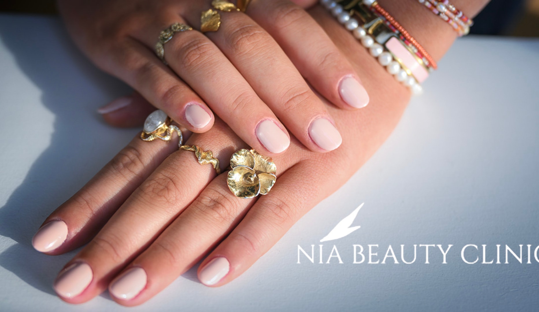 Manicure m. CND Shellac/Rubber Base Tilbud på oplevelser i København