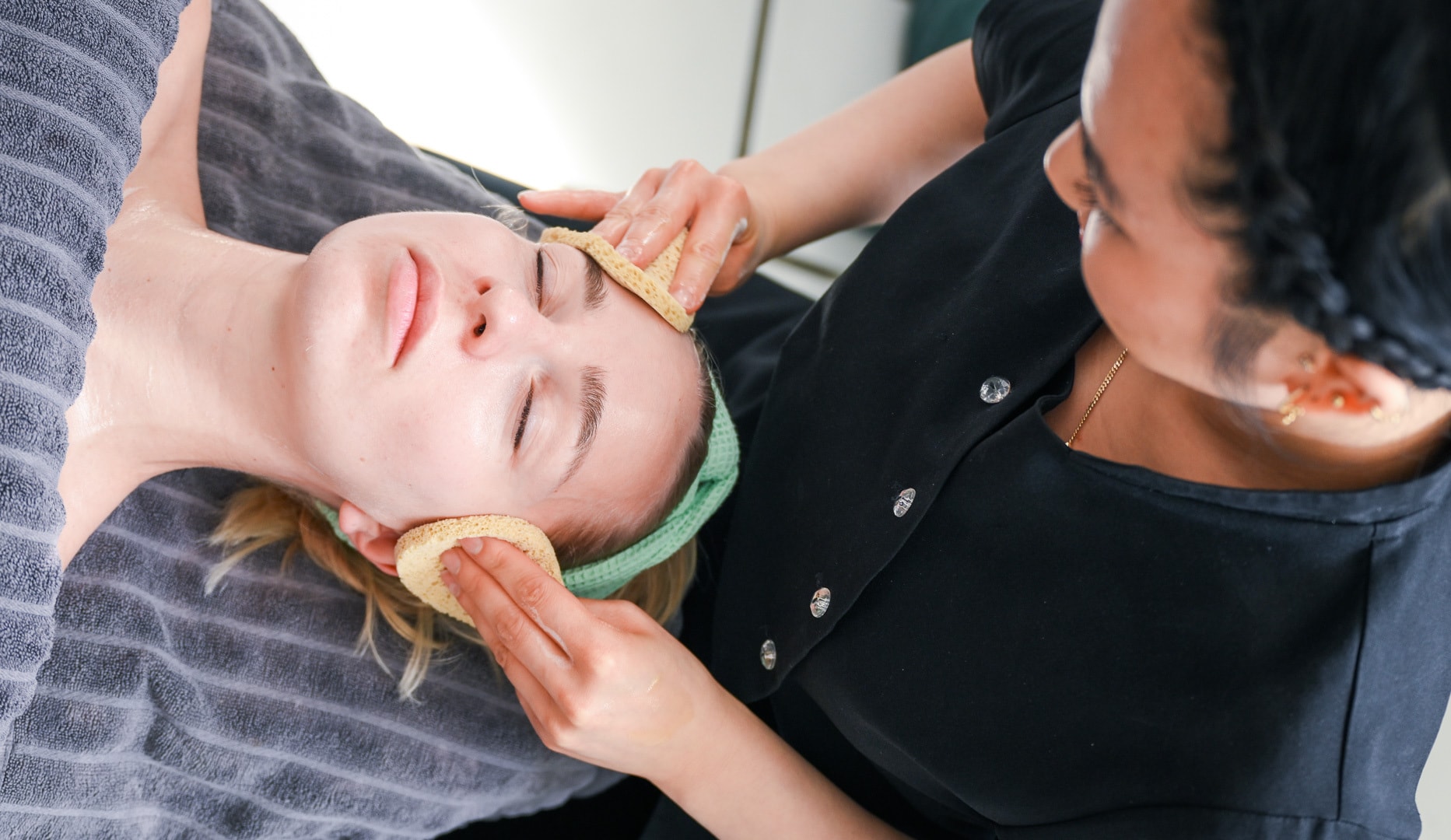 Microdermabrasion/Perfectly Clean