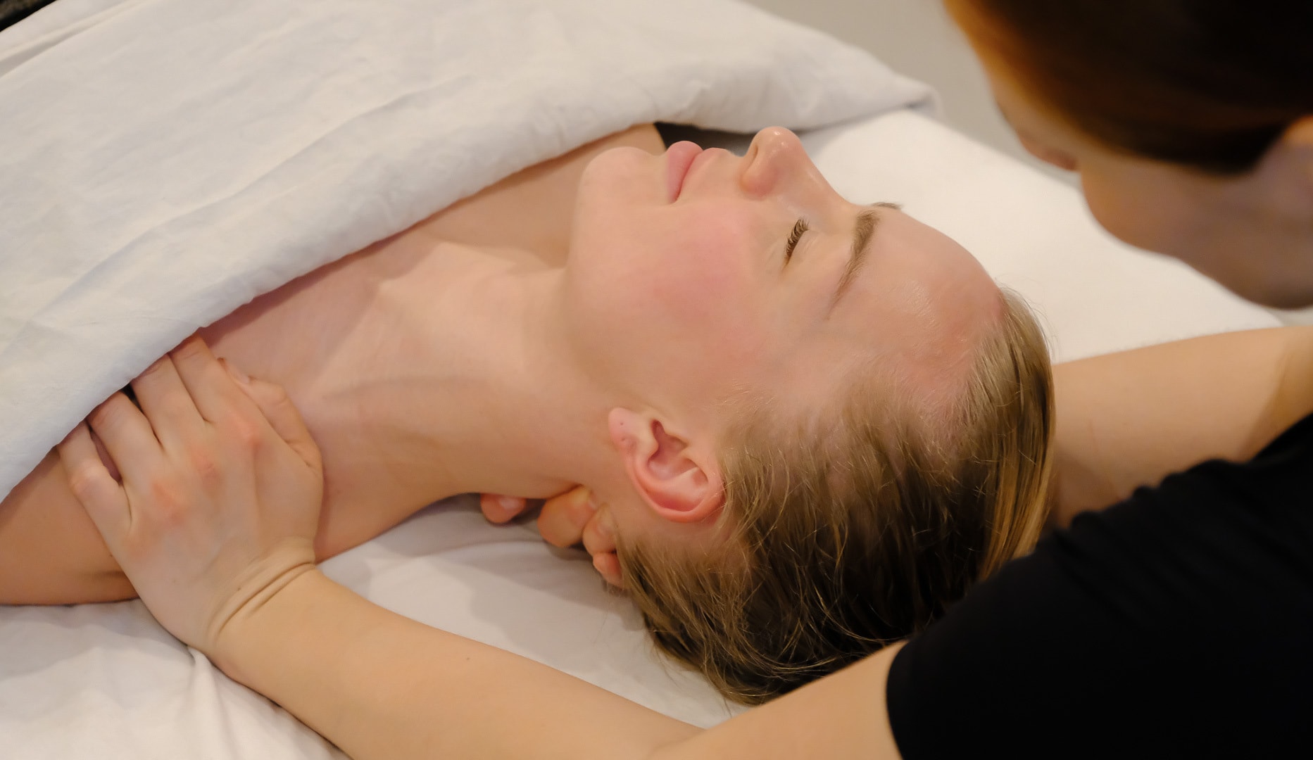 75 min. Valgfri massagebehandling