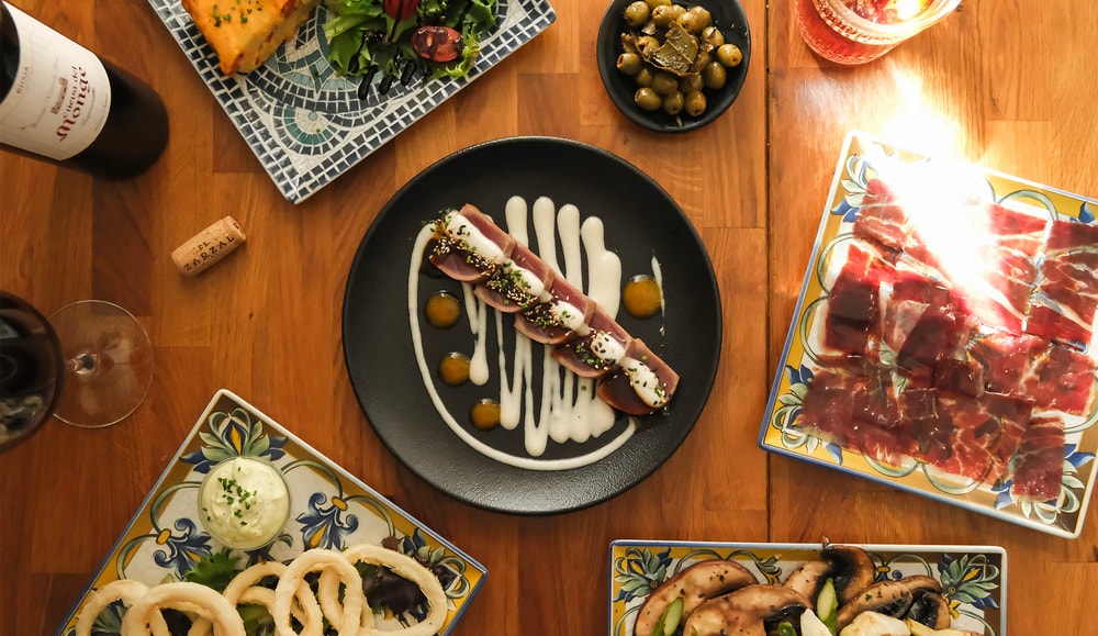 Tapas Menu for 2 hos El Tapeo de Cervantes - Spansk Passion og Lækker Mad 