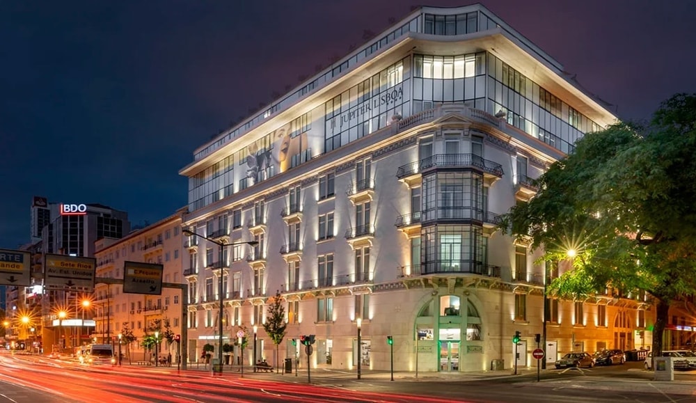Bo centralt i smukke Lissabon