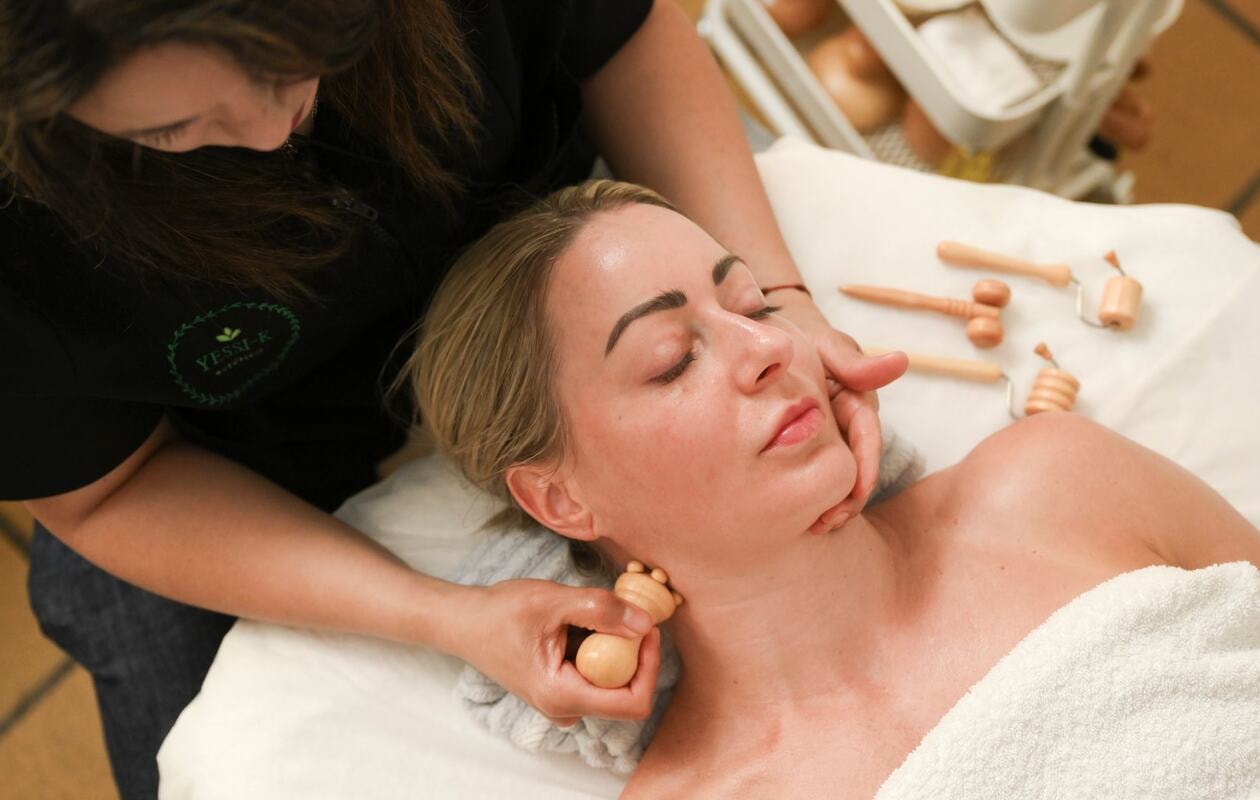 Ansigts Maderoterapi og -Massage