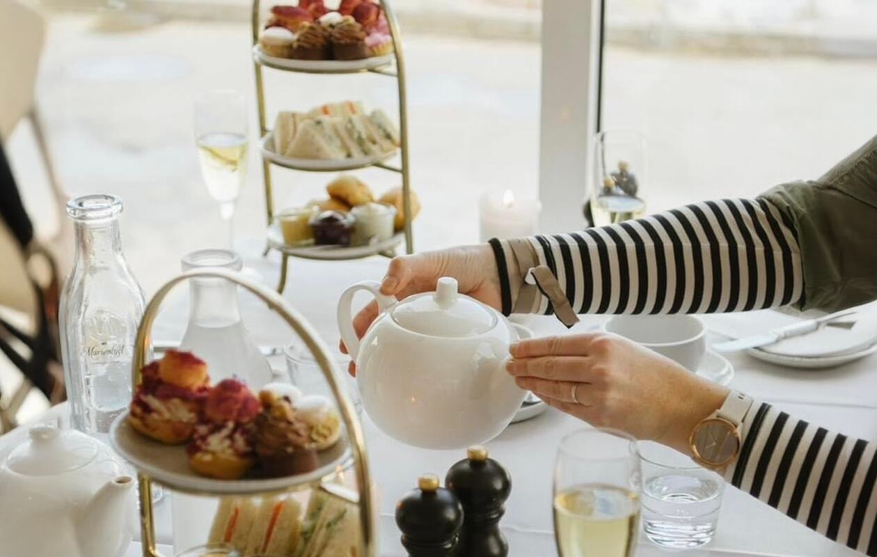 Marienlyst: Pool Club og Afternoon Tea