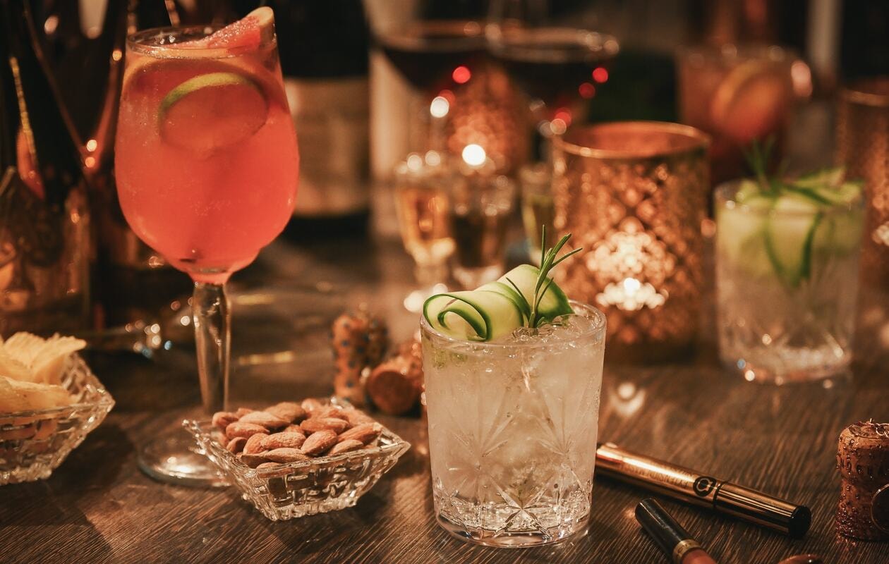 2 Cocktails + Snacks i Indre By