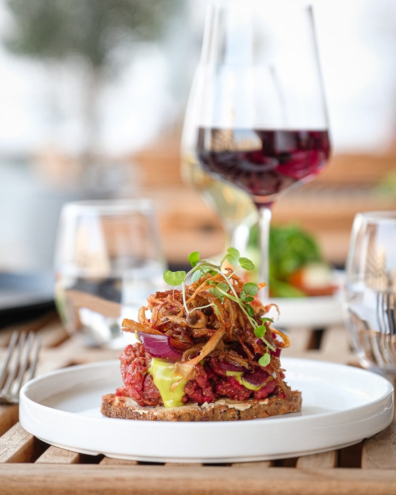 Halv pris på Smørrebrød hos Pier 3 - Danske Klassikere ved Kajen billede 1