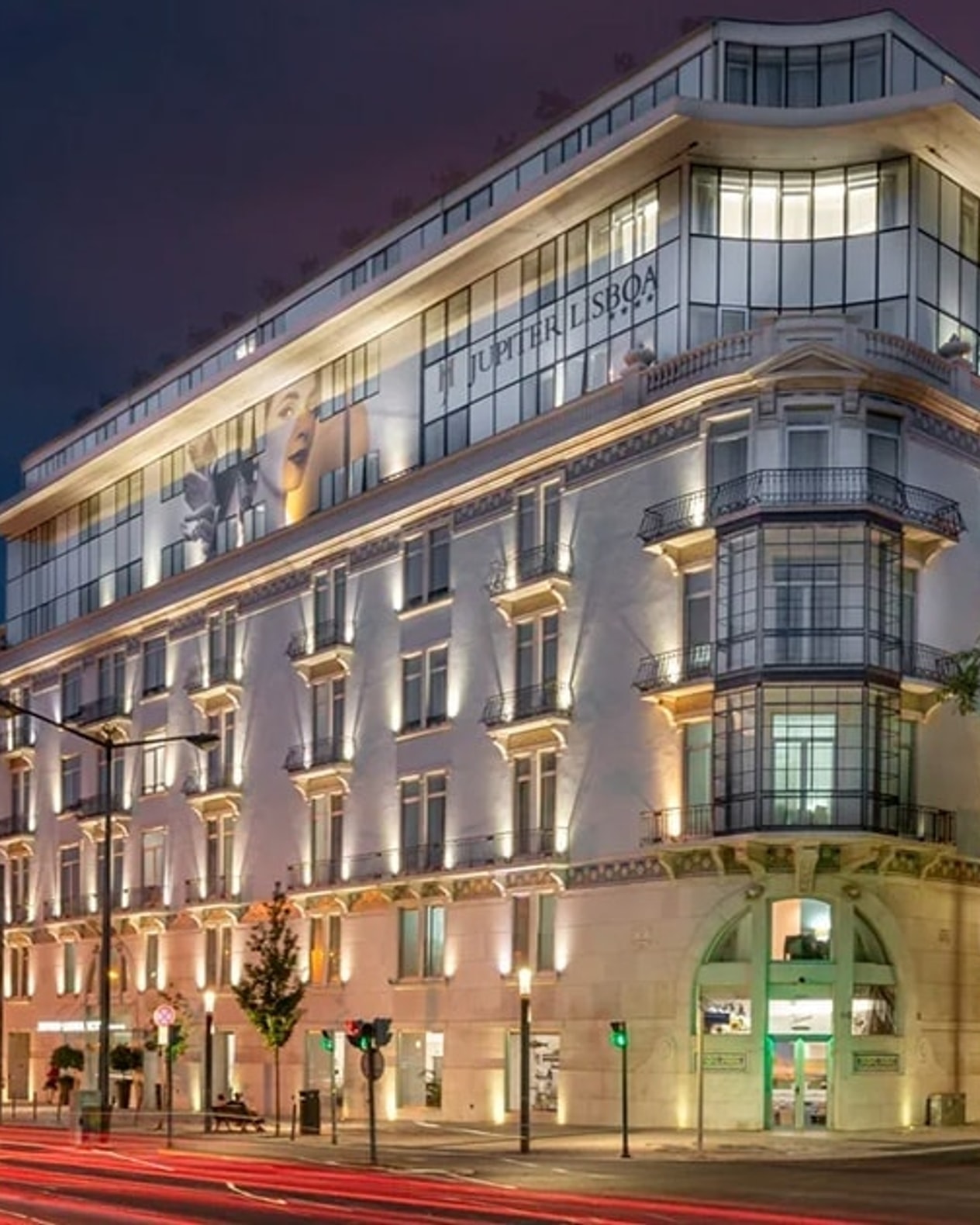 Bo centralt i smukke Lissabon billede 1