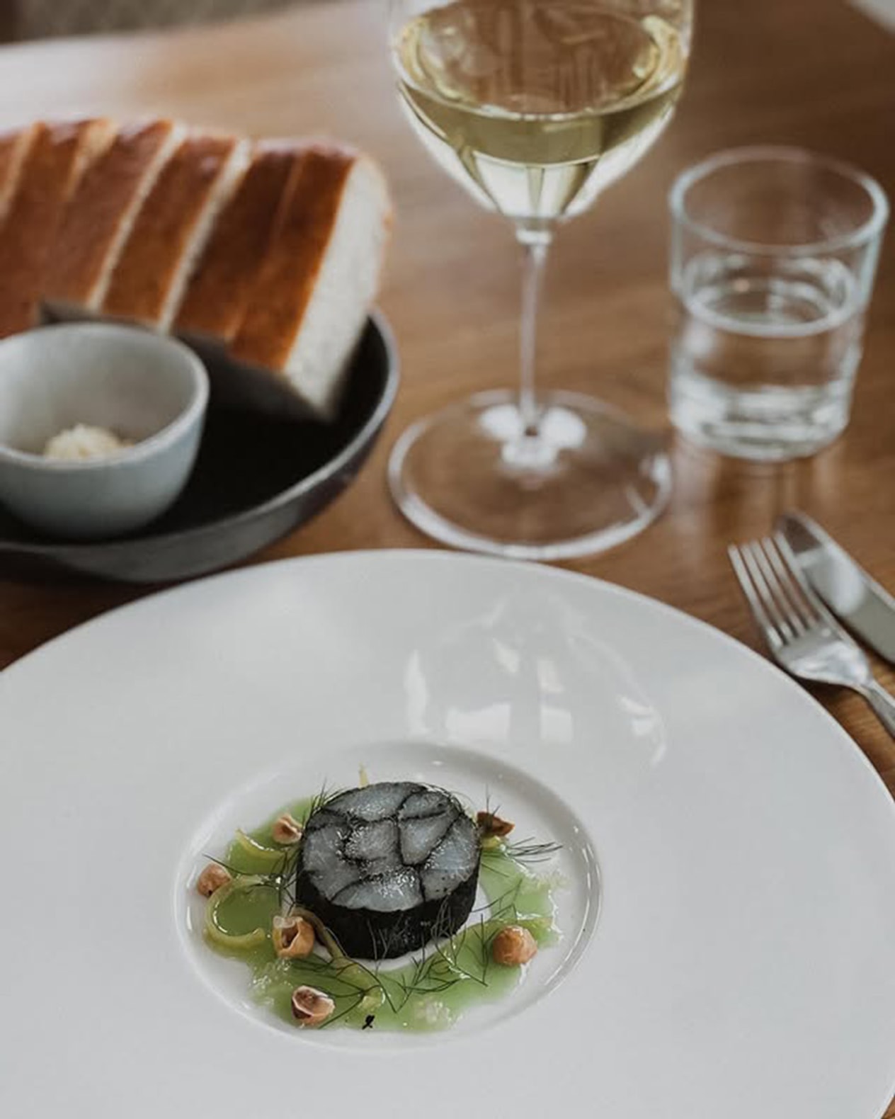 SPAR 42 %: Færgekroen Hadsund billede 1