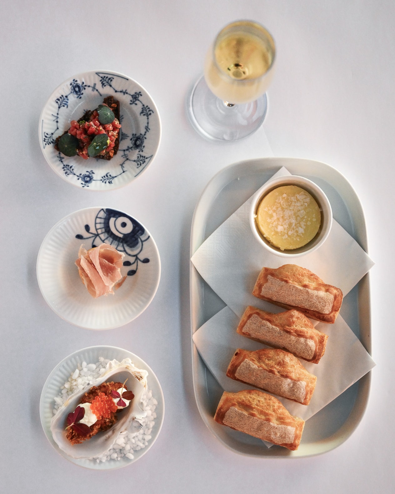 8-retters Tasting Menu - Restaurant NU & DA billede 1