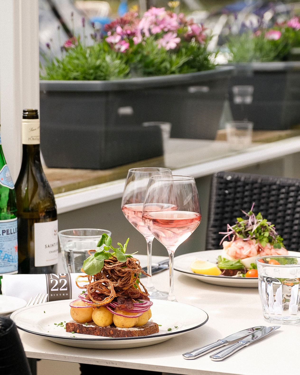 2 stk. Smørrebrød på No. 22 Bistro billede 1
