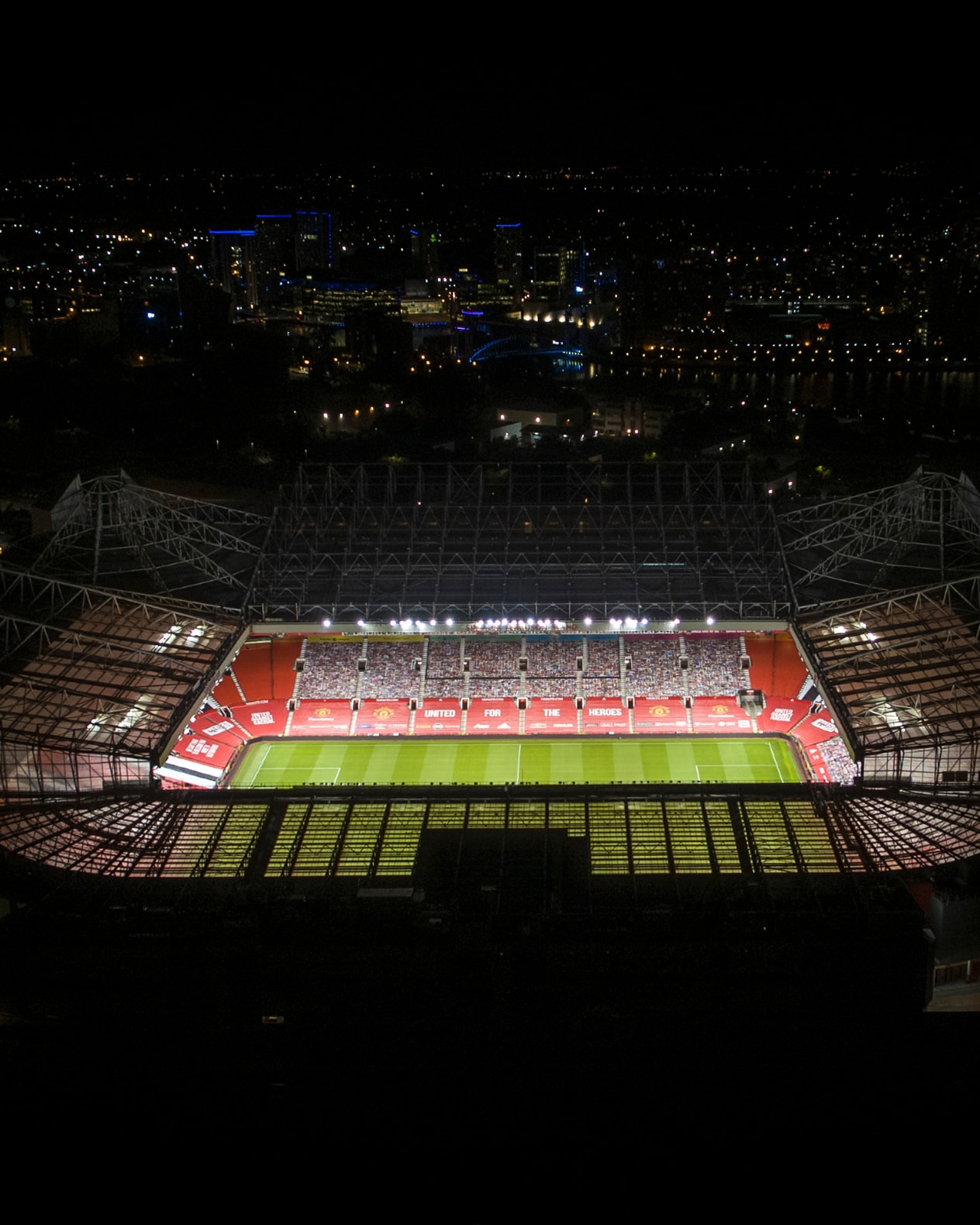 Fodboldrejse - Oplev Manchester United LIVE på Old Trafford billede 1