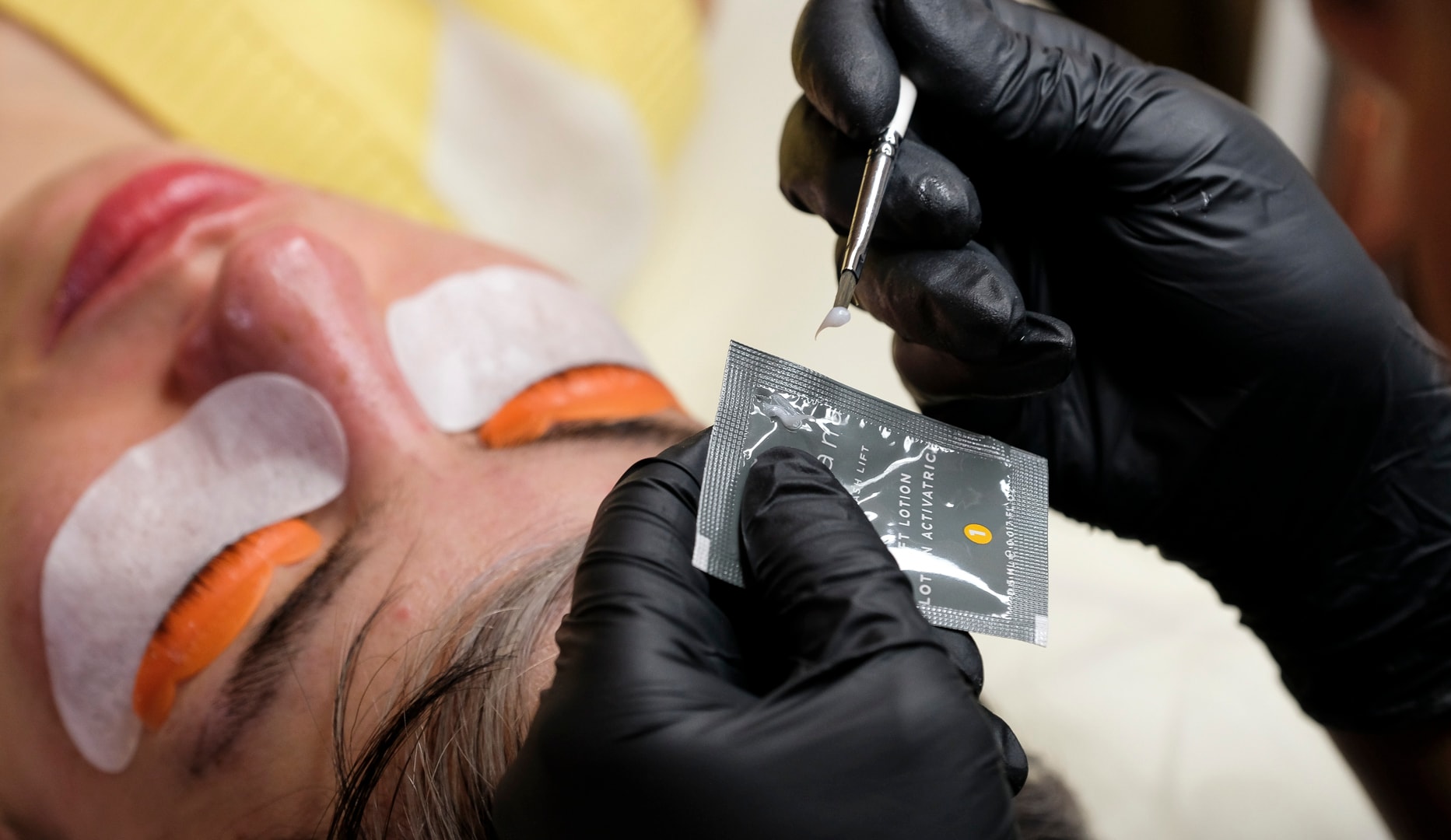 Lash Lift, Brow Lamination el. Microblading