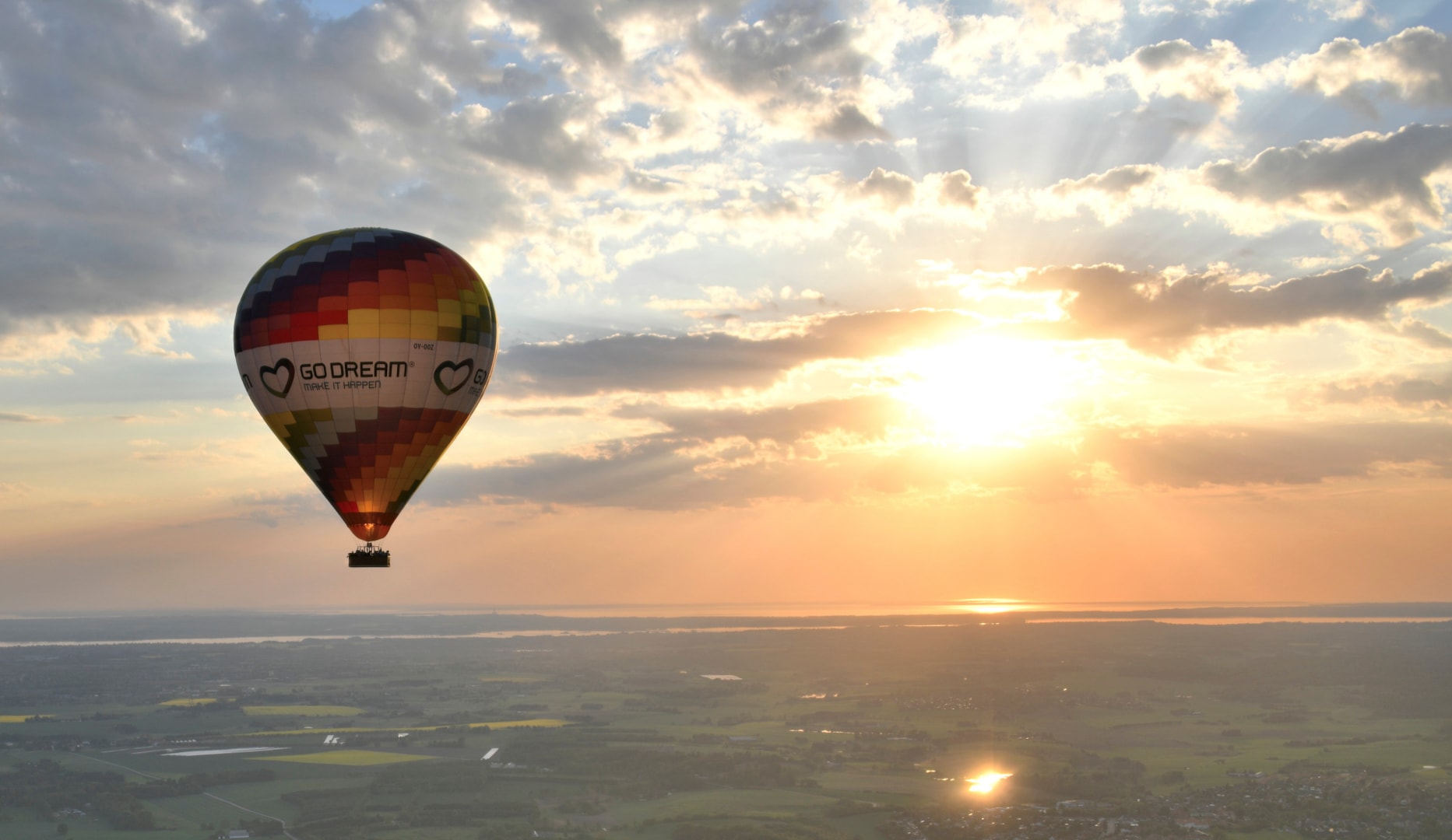 NYHED: Flyv luftballon over Danmark