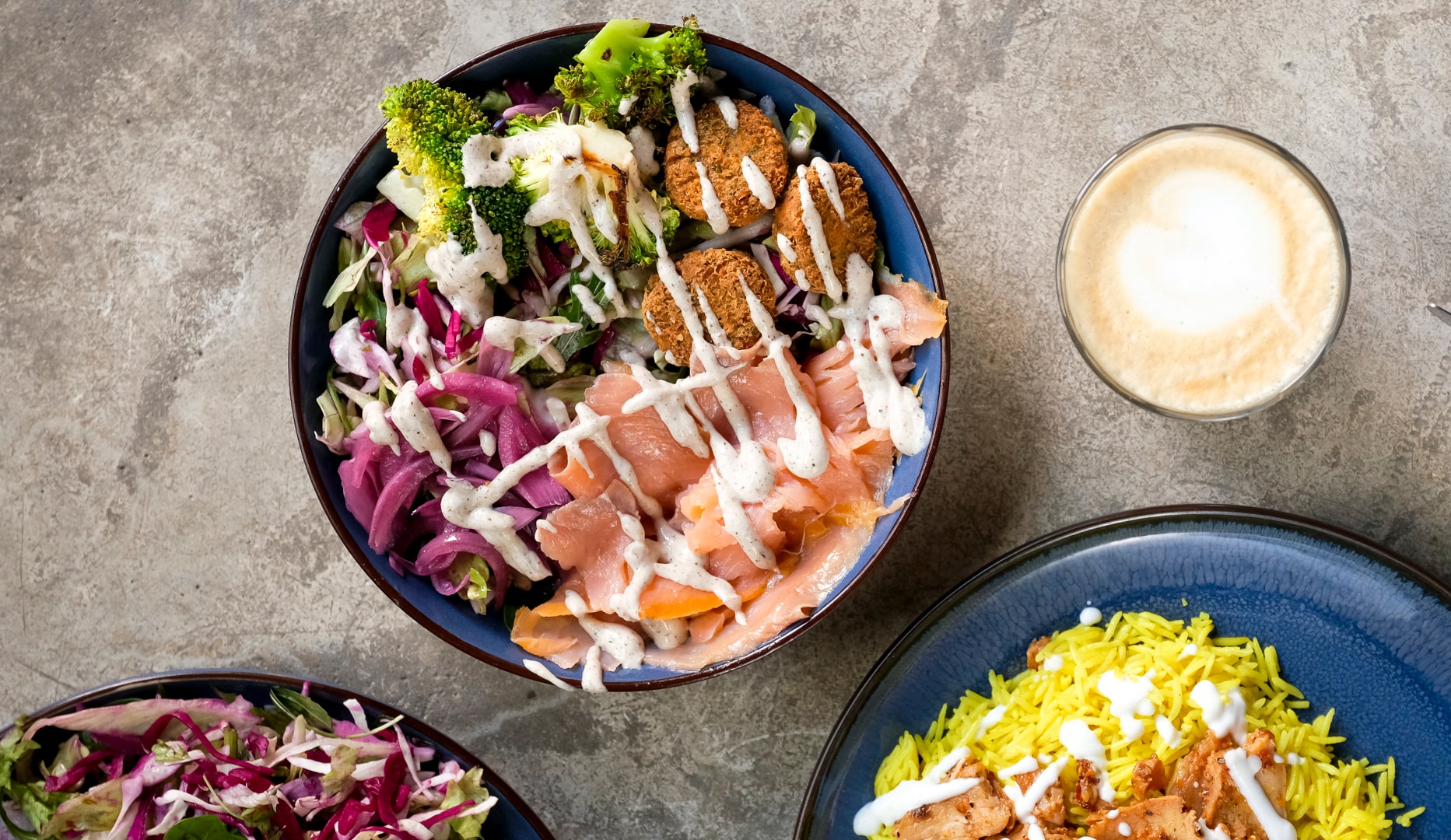 Valgfri bowl+juice/shake hos Umami - Valby/Frederiksberg