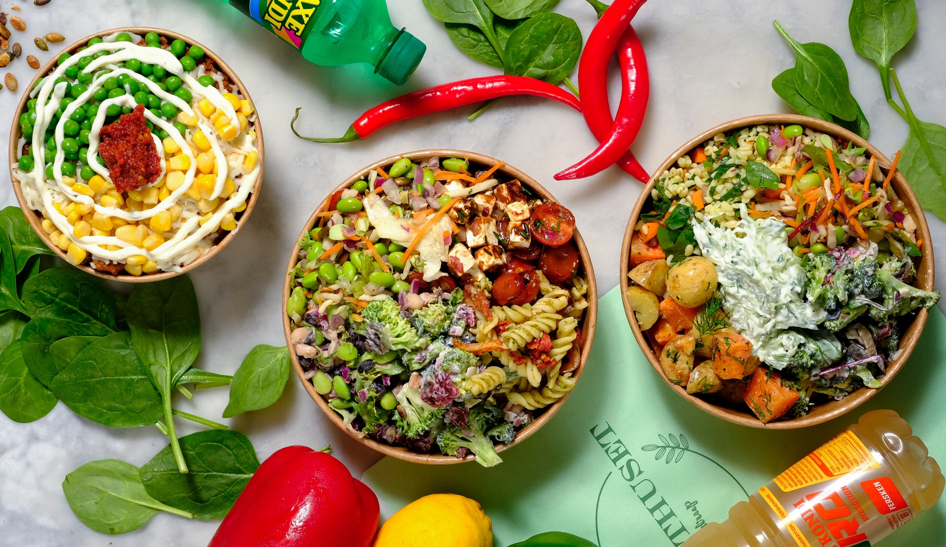 Salat bowl, sandwich el pasta + sodavand - Ordrup