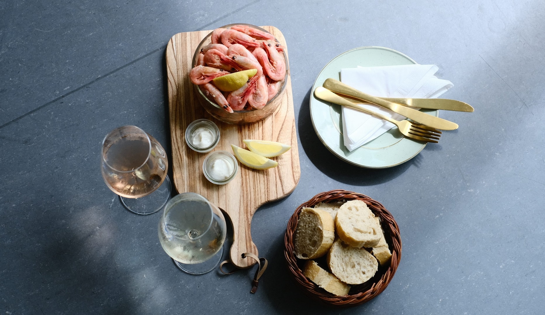 Pil-selv-rejer ad libitum + vin