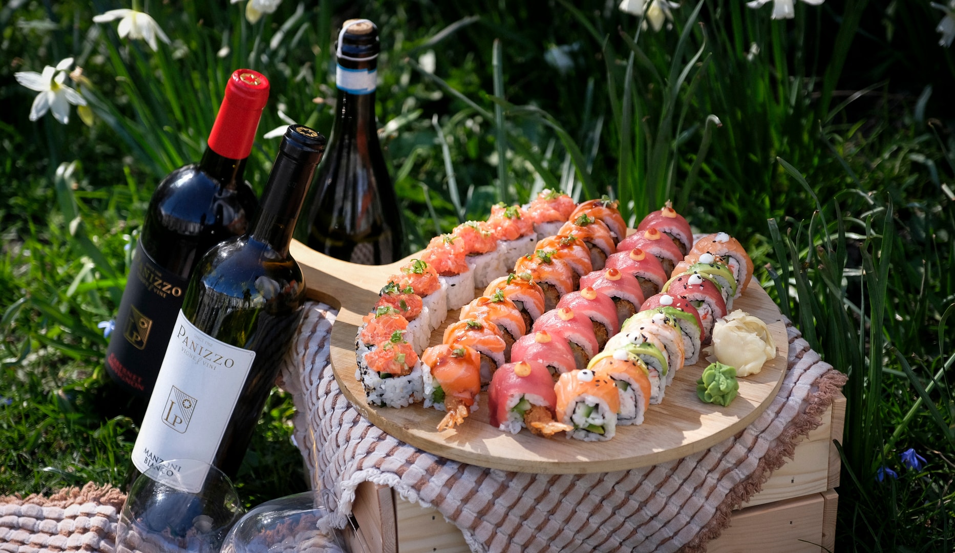Sushi og vin fra Taya Sushi - spar 51 %