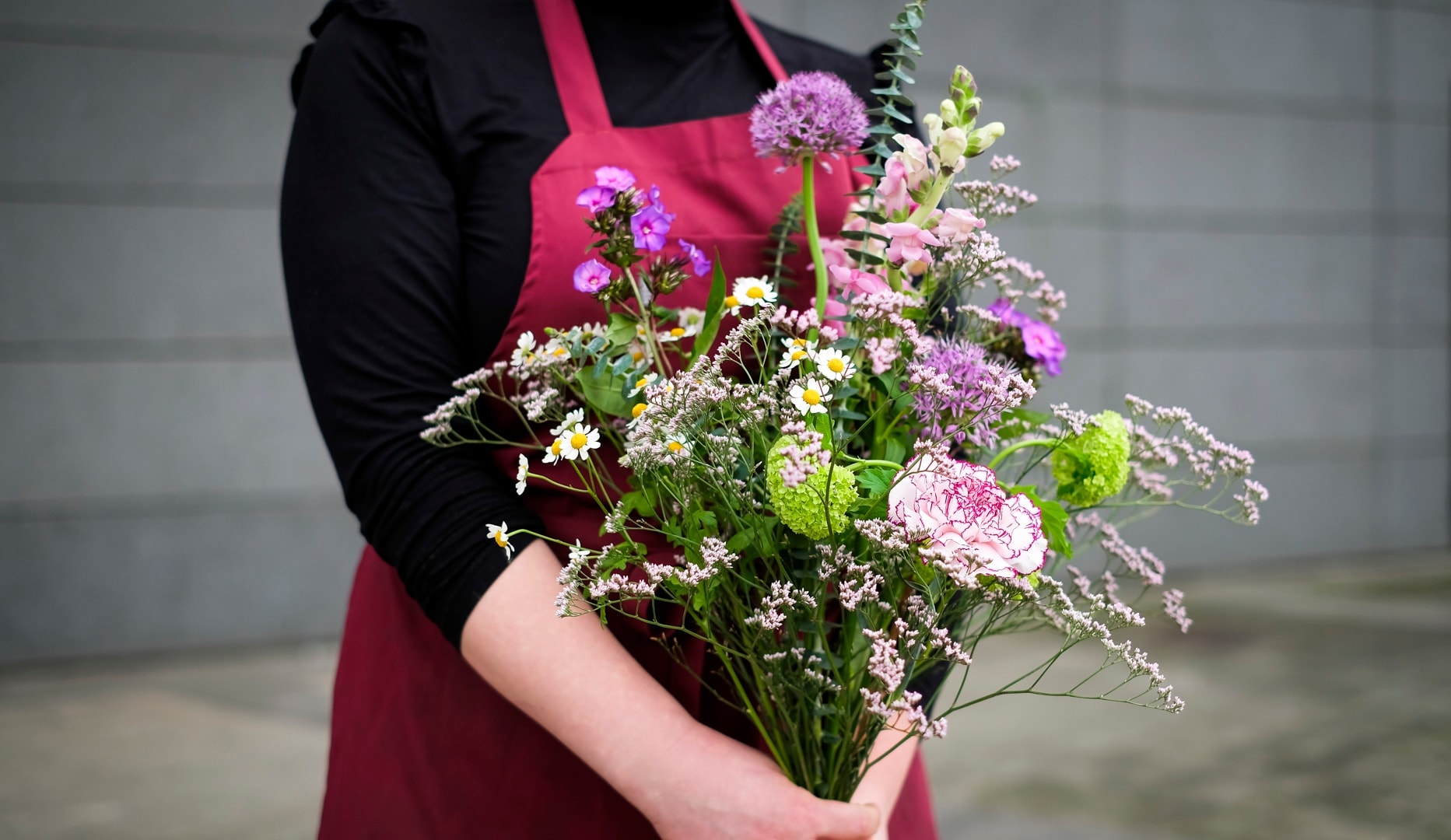 Vinsmagning, blomsterkursus og smørrebrød - Rødovre