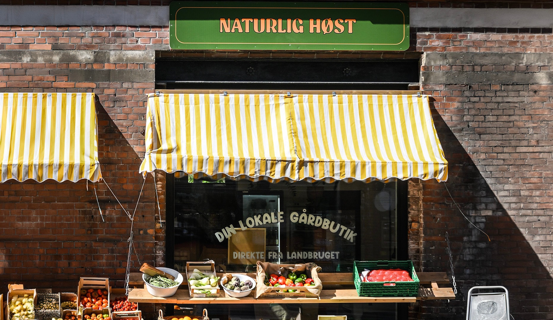 Kurve med gourmet-lækkerier fra Naturlig Høst