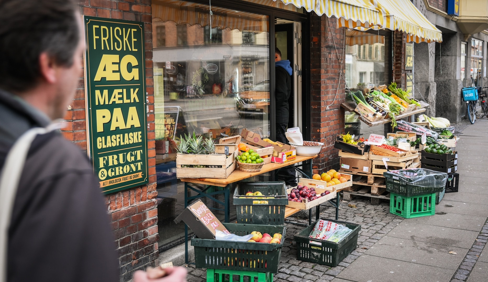 Kurve med gourmet-lækkerier fra Naturlig Høst