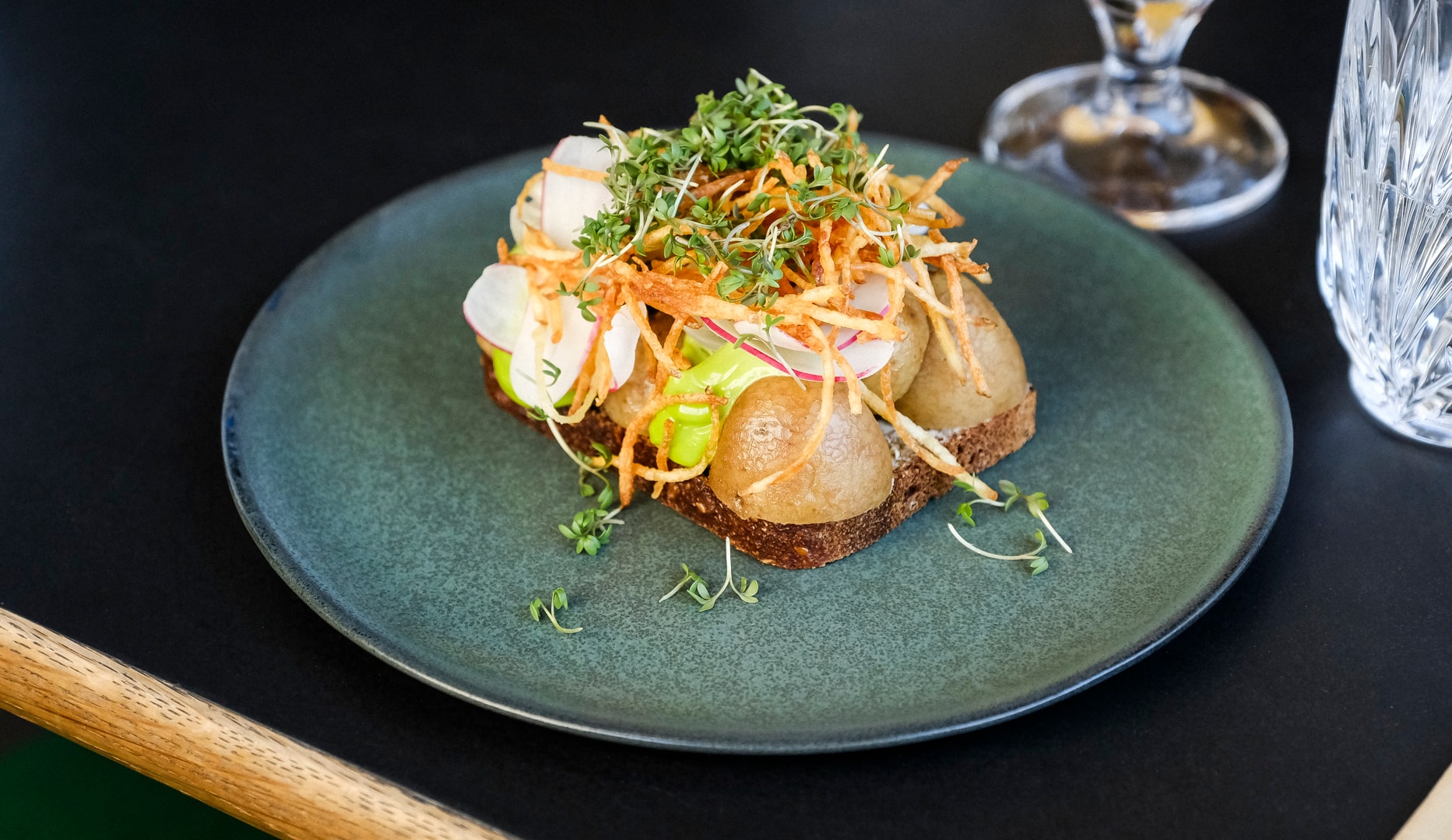 2 stk. Smørrebrød hos Meyers Spisehus