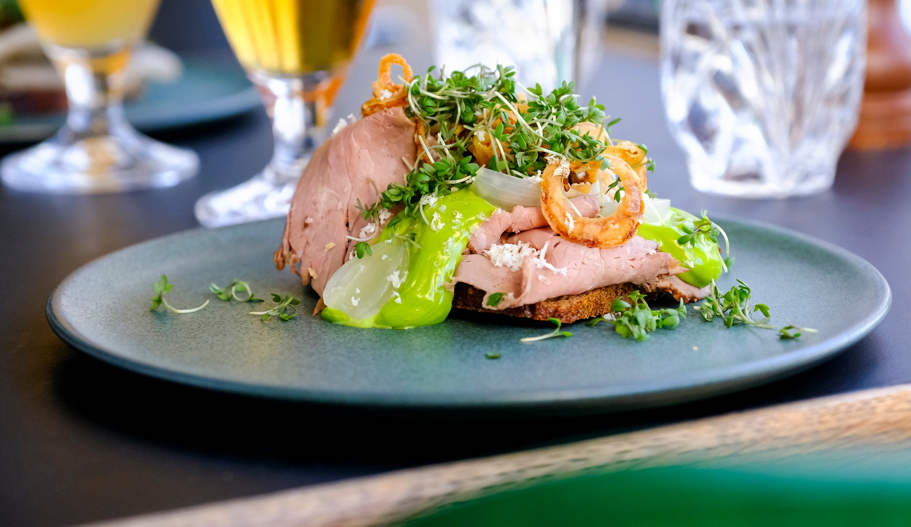 2 stk. Smørrebrød hos Meyers Spisehus