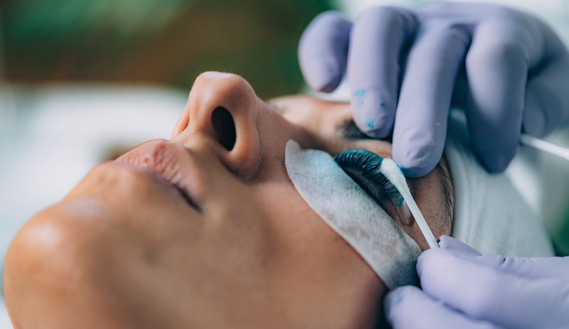 SPAR OP TIL 59 % | Lash Lift m. farve og kreatinkur