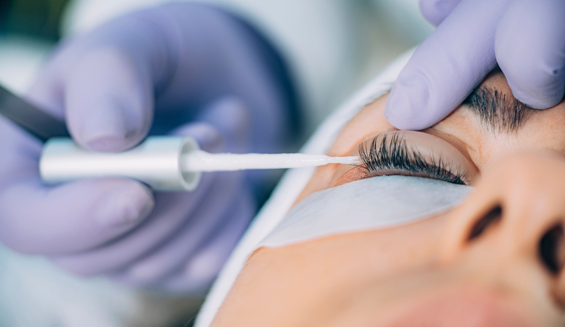 SPAR OP TIL 59 % | Lash Lift m. farve og kreatinkur