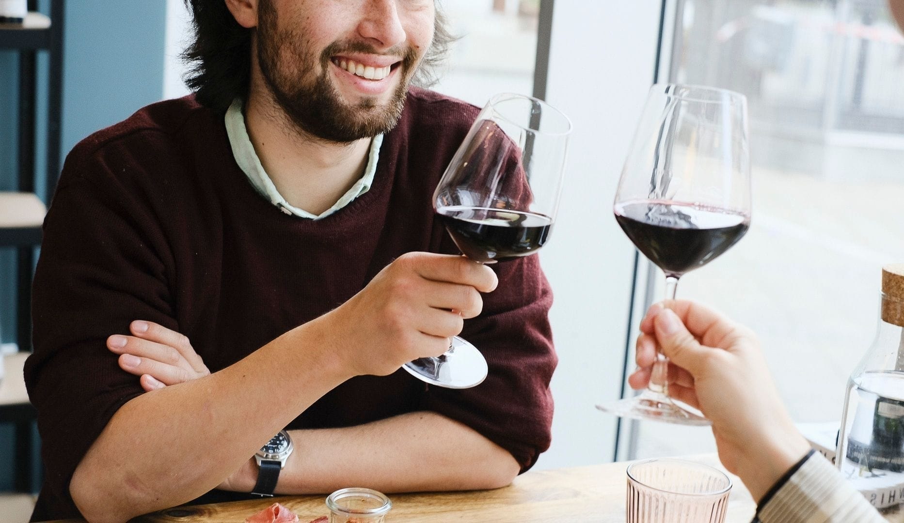 Tapasbræt for 2 og 1 flaske vin hos BARe VIN