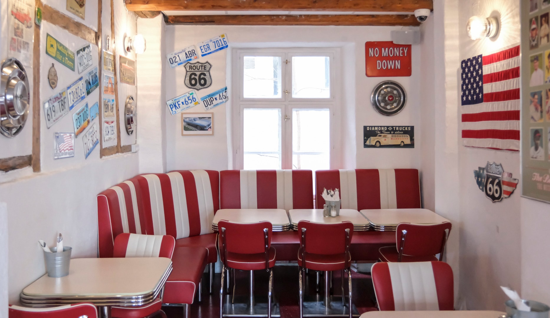 Halv pris | Midwestern Diner | Indre by