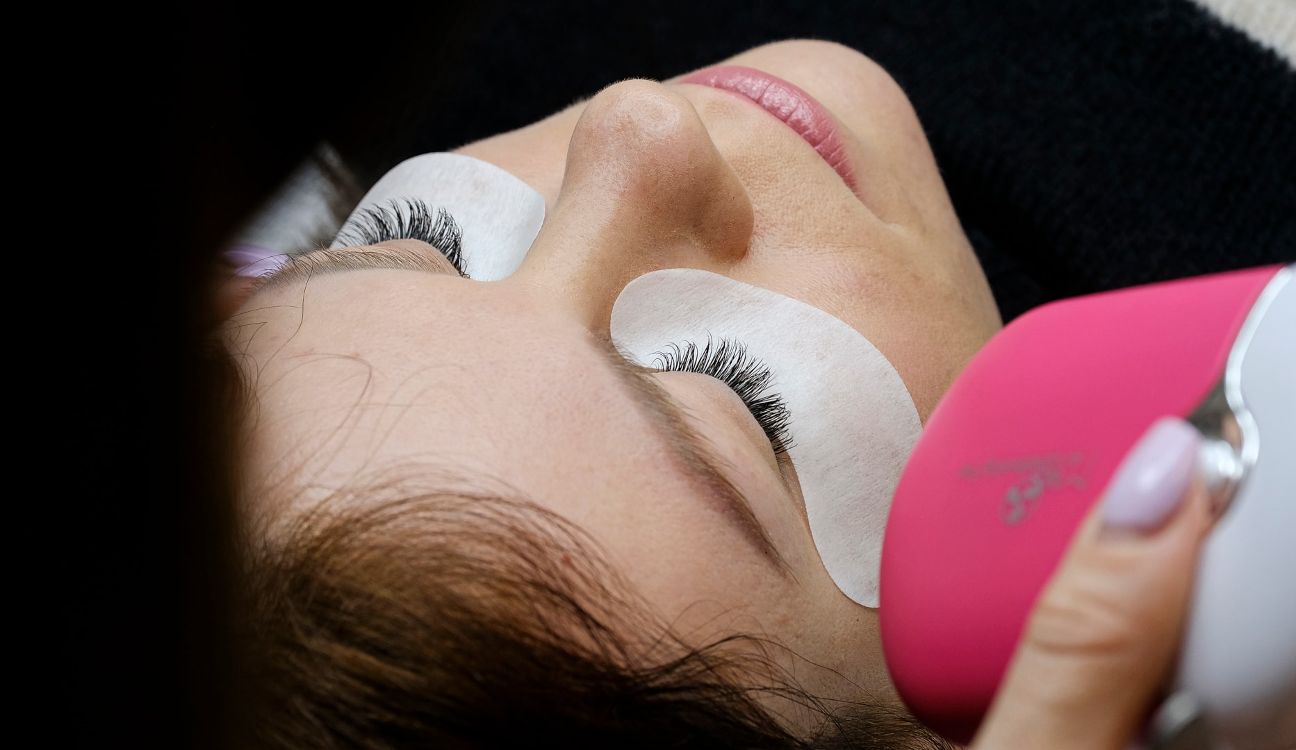 Eyelash extensions eller permanent makeup