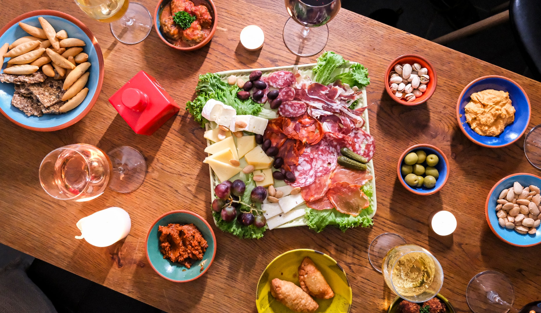 NYHED: Spar 50% på Tapas og Vinsmagning