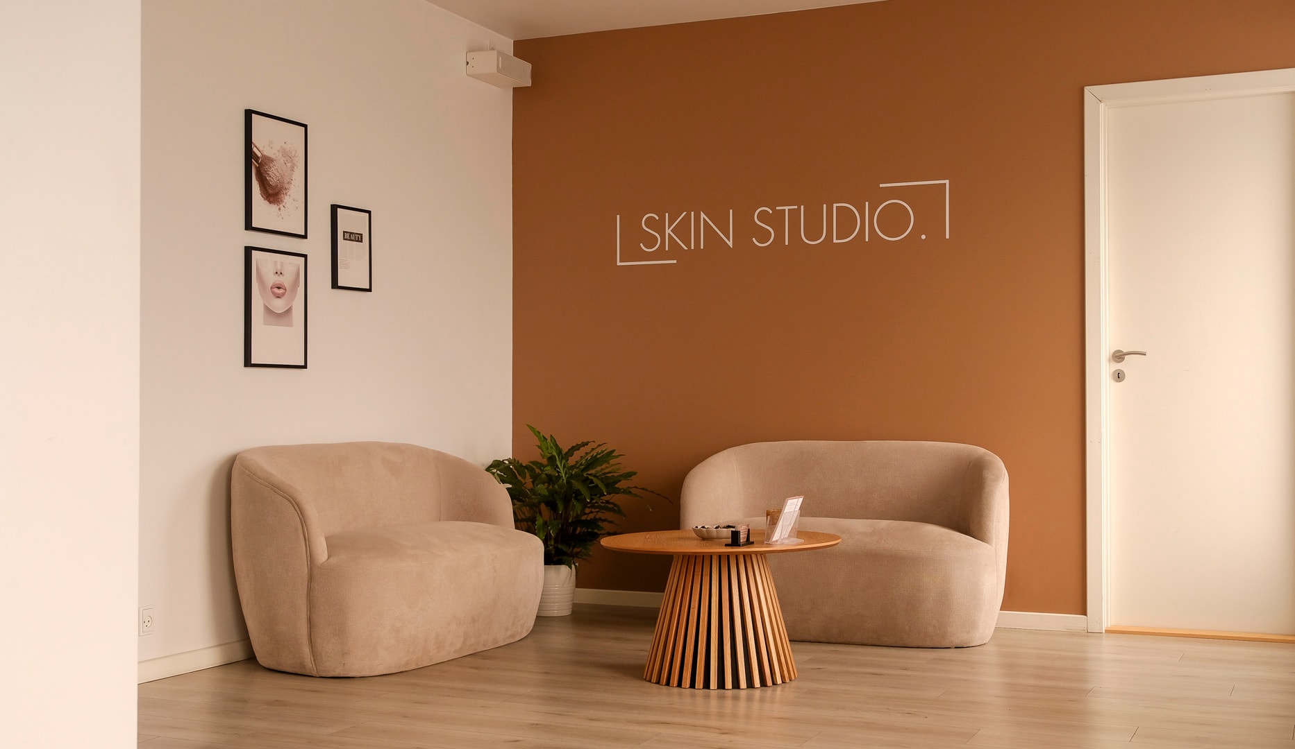 Silkeblød hud med laser hos Skin Studio - København NV