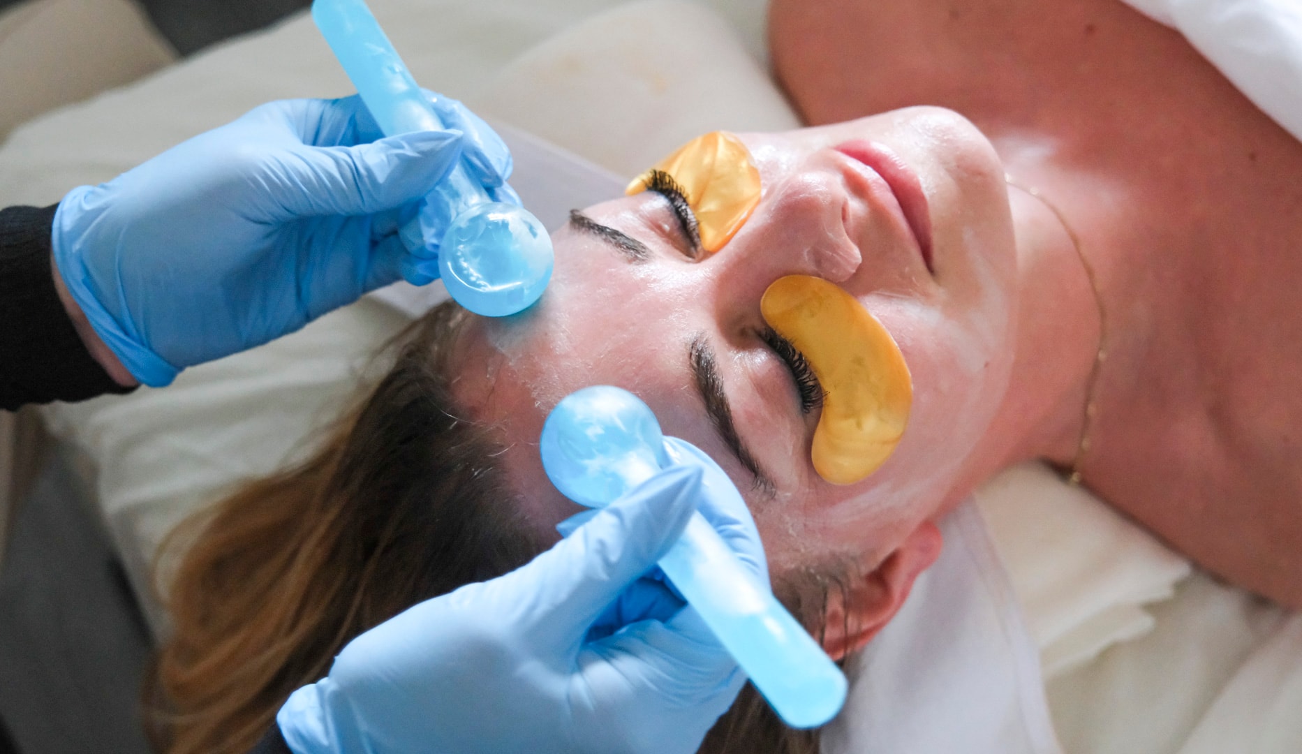 Luksus ansigtsbehandling | 75-80 min.