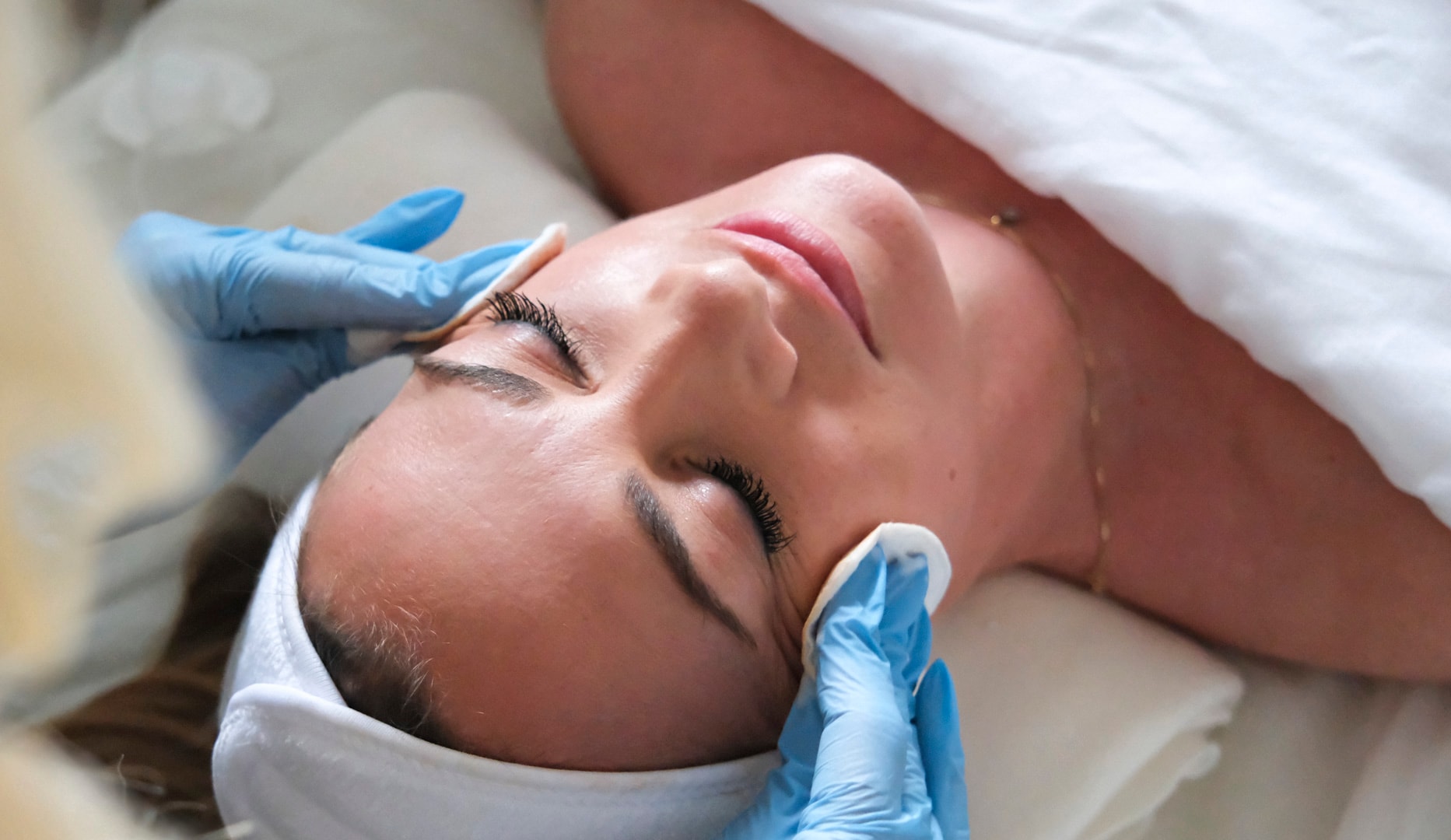 Luksus ansigtsbehandling | 75-80 min.