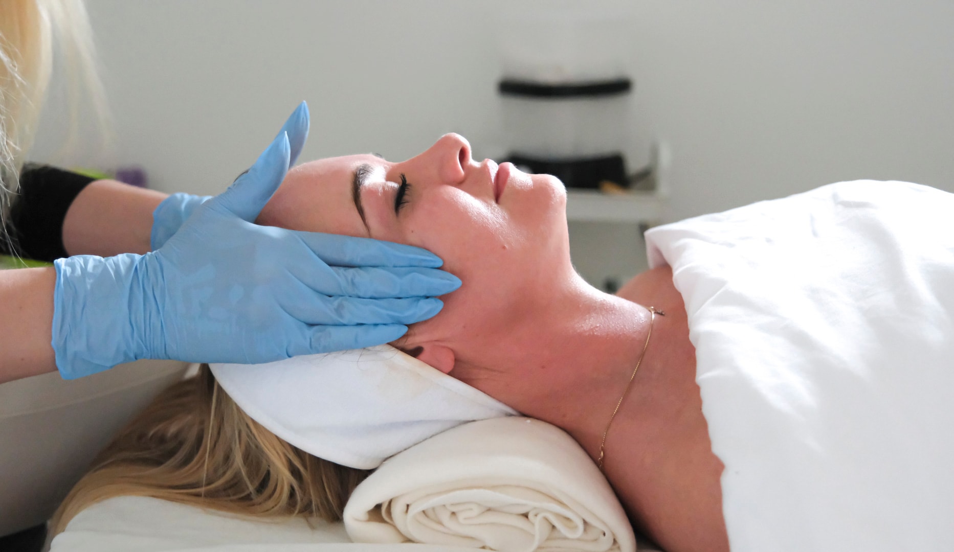Luksus ansigtsbehandling | 75-80 min.