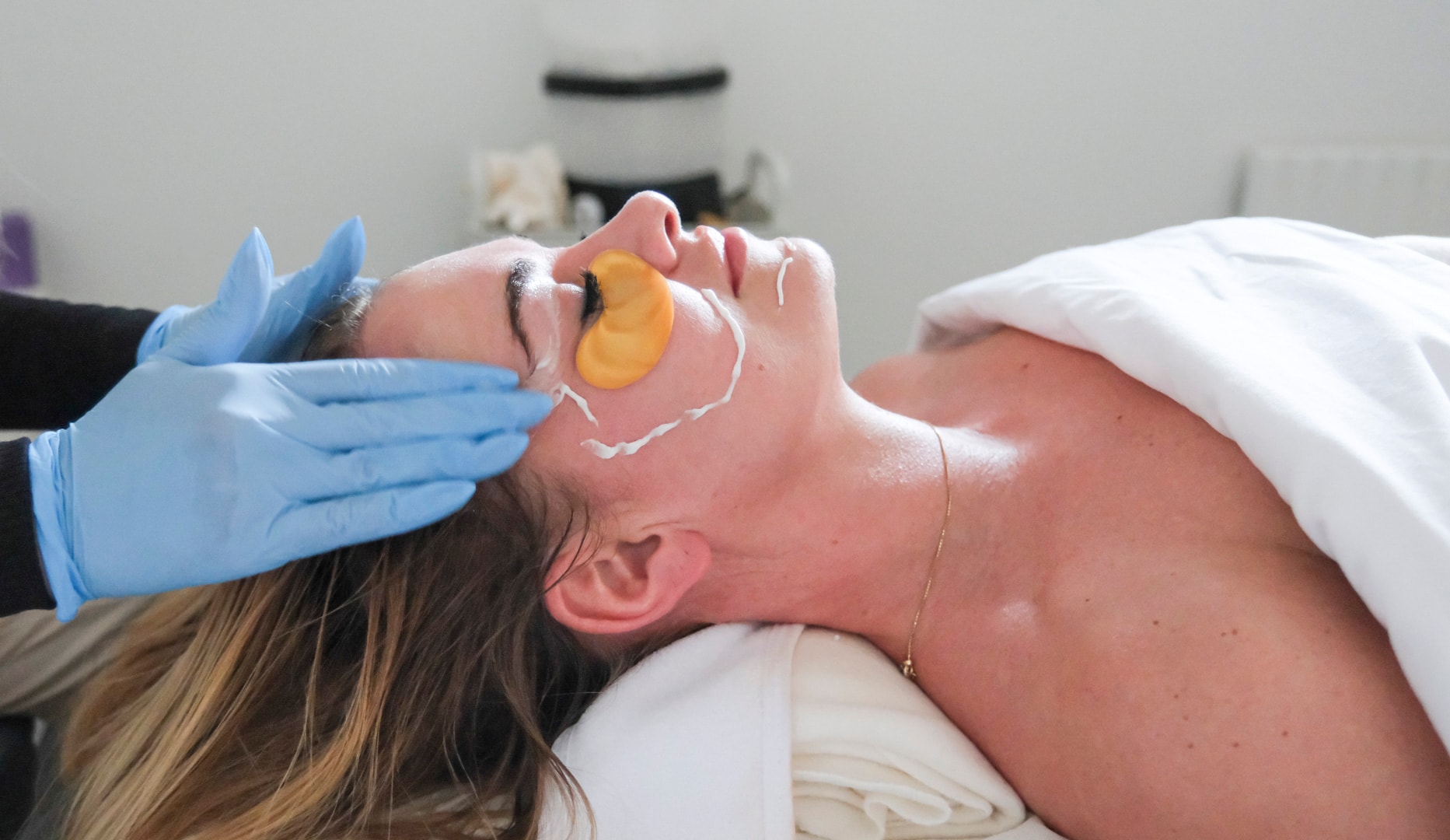 Luksus ansigtsbehandling | 75-80 min.