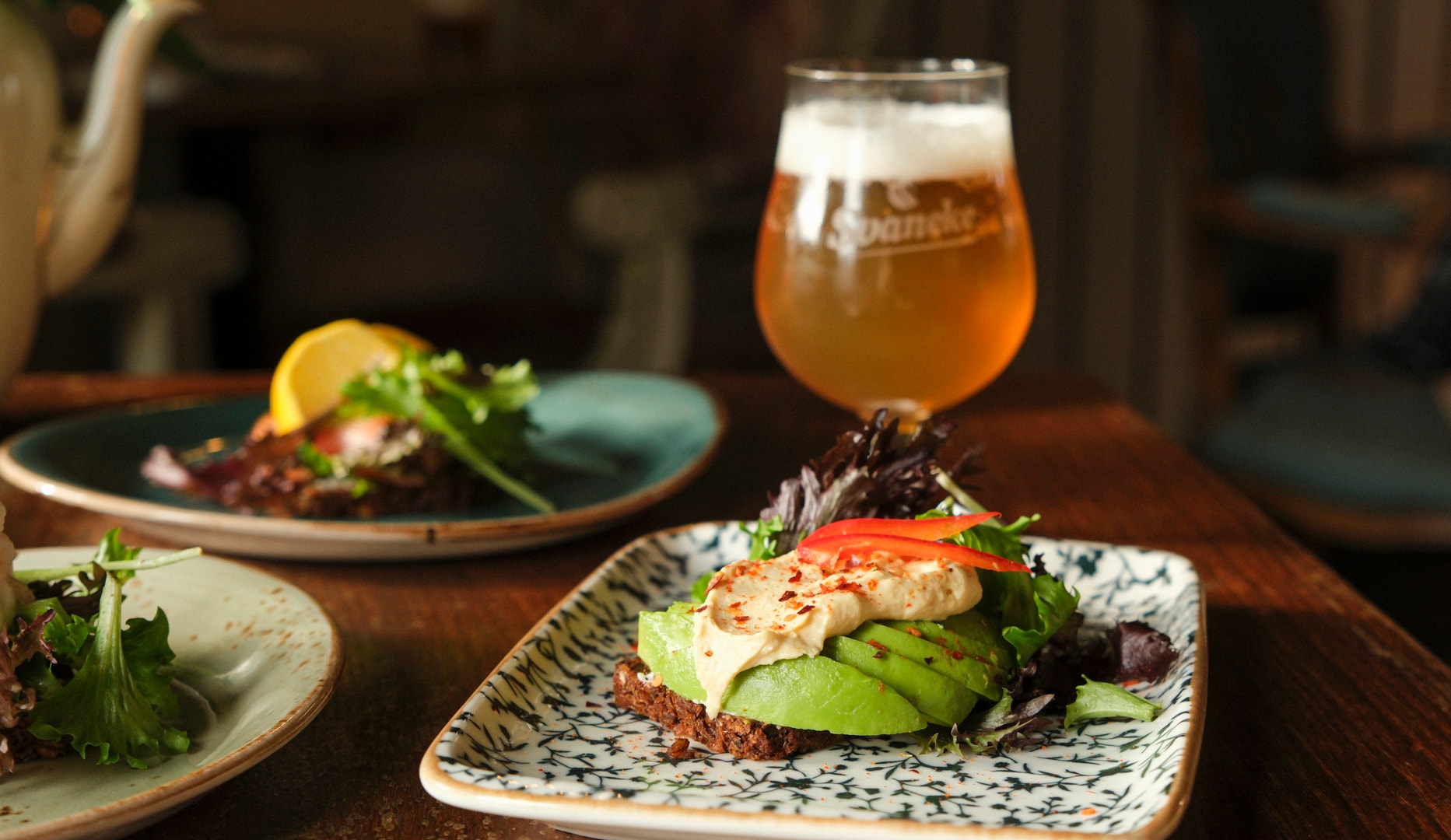 Valgfri Smørrebrød & Hjemmelavet Kage hos Café Sirius