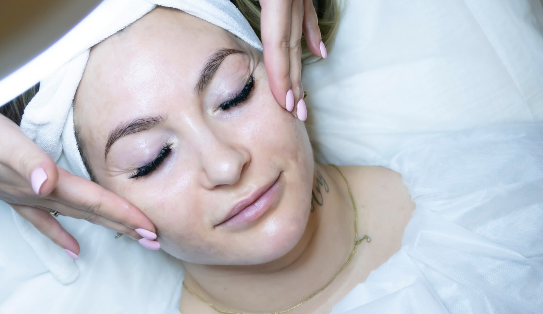 Hydrafacial Treatment - 90 minutter
