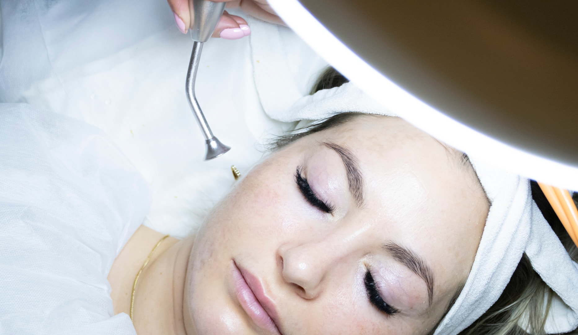 Hydrafacial Treatment - 90 minutter