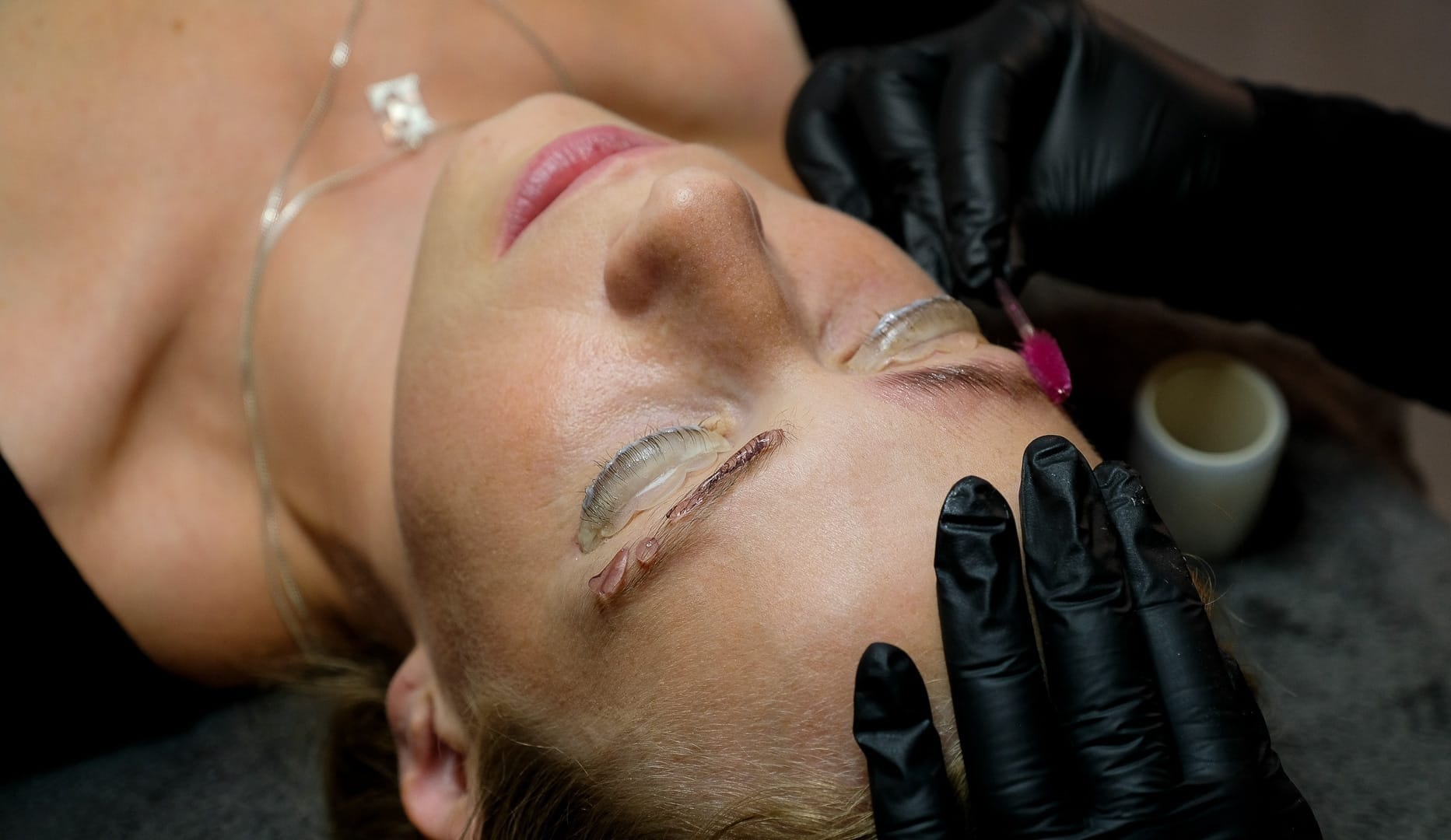 Lash Lift og farve af bryn og vipper
