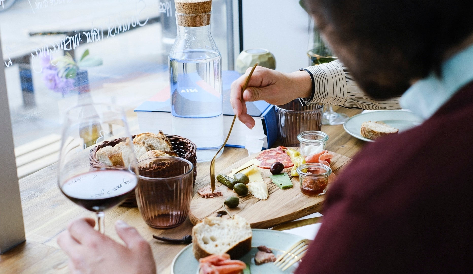 Tapas & Vin for 2 - BARe VIN