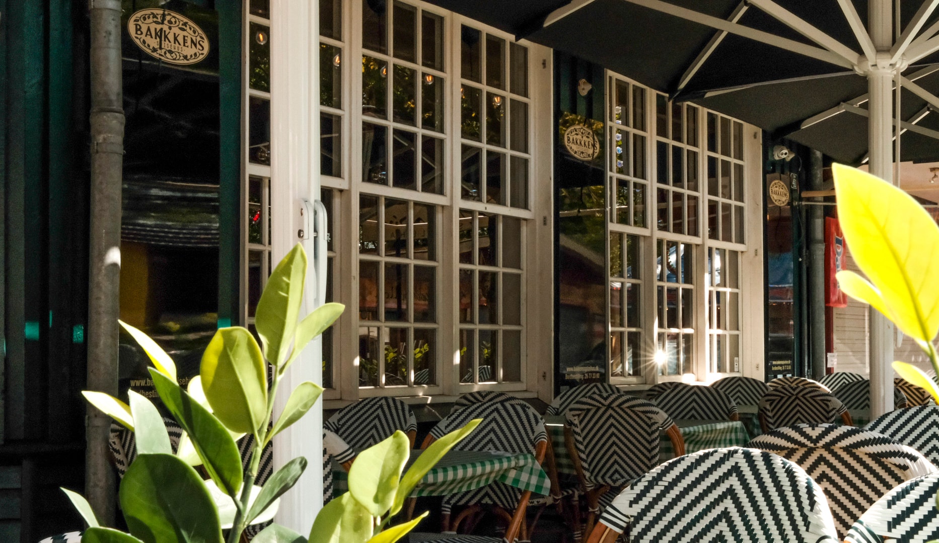 Fest på Bakkens Spisehus – 3 retter & Fri øl, vin og vand.