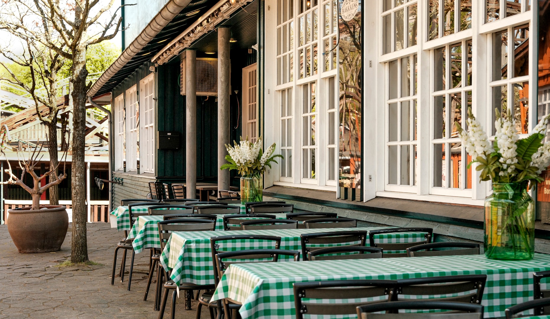 Fest på Bakkens Spisehus – 3 retter & Fri øl, vin og vand.
