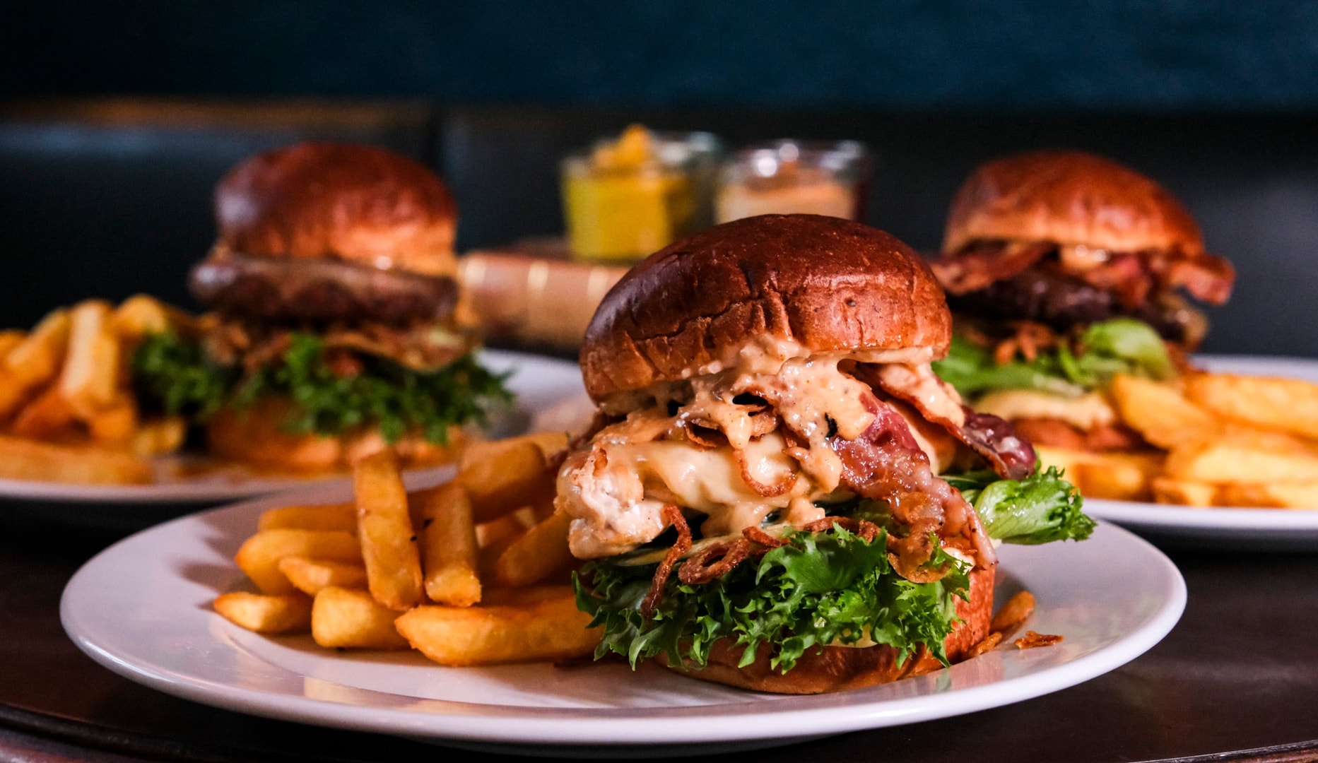 Cafe BANKERÅT - Valgfri Burgermenu