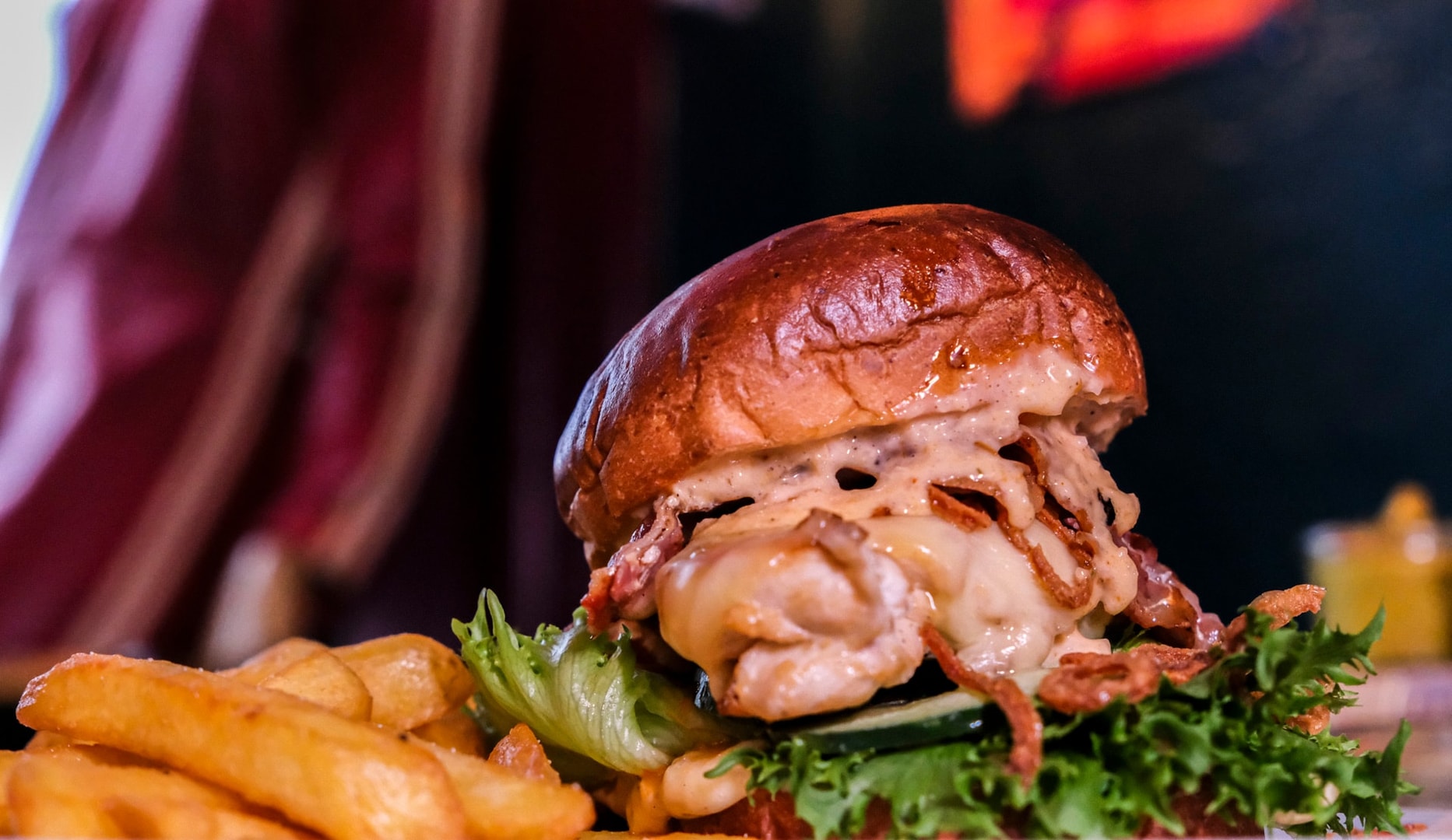 Cafe BANKERÅT - Valgfri Burgermenu