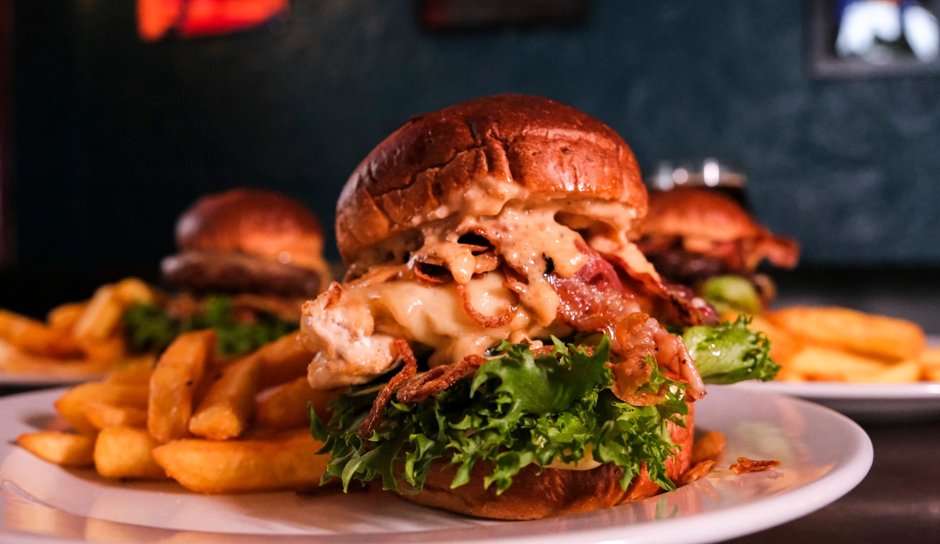 Cafe BANKERÅT - Valgfri Burgermenu