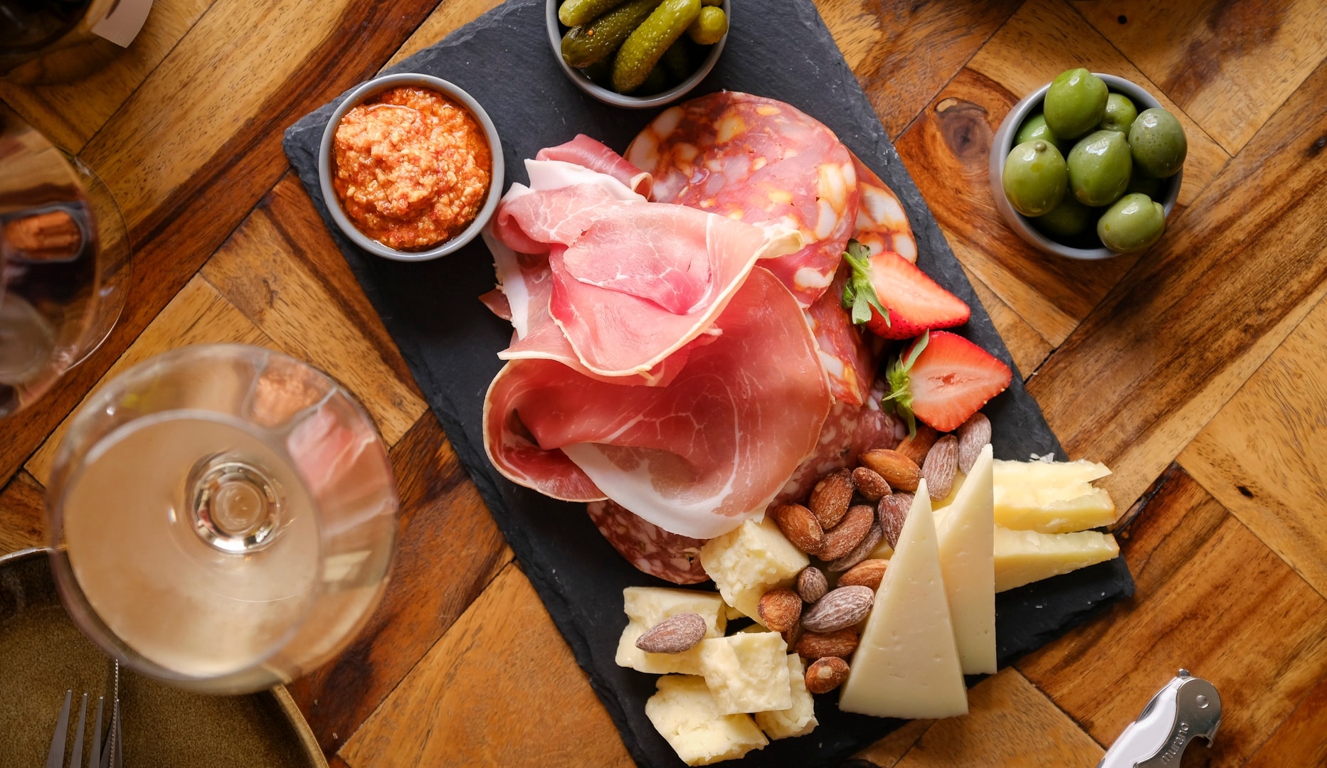 Tapas & Vin for 2 - Vinum Historia
